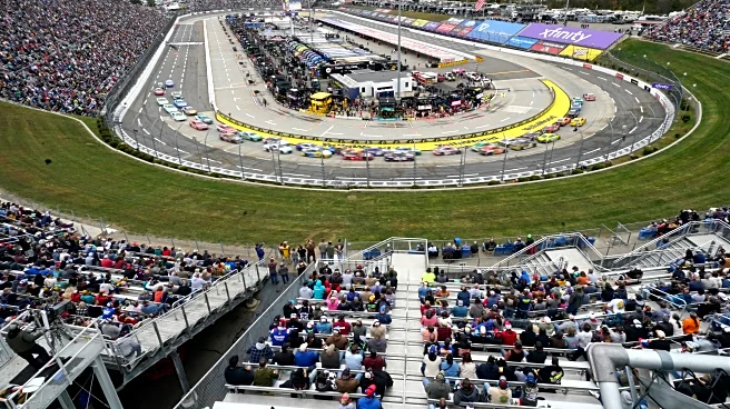 Byron outduels Blaney for victory at Martinsville and NASCAR Championship 4 berth