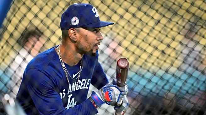 Dodgers' Mookie Betts wins Roberto Clemente Award for humanitarian work