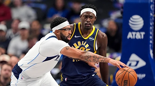 Mavericks' Anthony Davis leaves game early with leg soreness