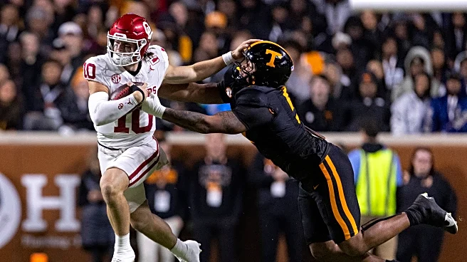 Mateer runs for decisive TD, leads No. 18 Oklahoma over No. 14 Tennessee 33-27