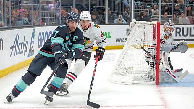 Eberle’s late goal helps Kraken beat Blackhawks 3-1