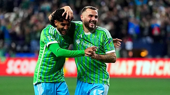 Obed Vargas scores twice as Sounders beat Minnesota United 4-2 to extend series