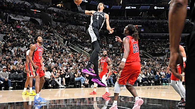 Fox scores 24 points in season debut, Wembanyama has 18 points, 18 rebounds as Spurs top Pelicans