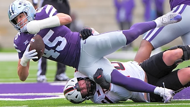 Kansas State leading tackler Austin Romaine out for season after opting for hand surgery