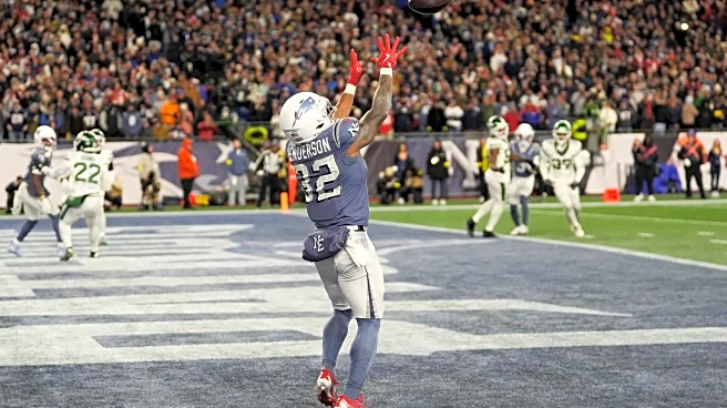 TreVeyon Henderson scores 3 TDs, Patriots beat Jets 27-14 for 8th straight win