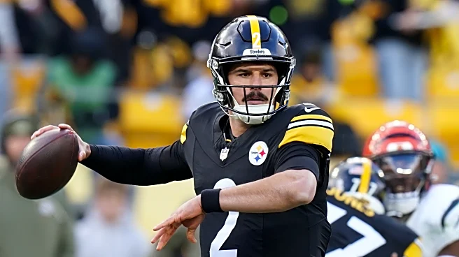 Steelers run past Bengals 34-12 but lose Aaron Rodgers to a left wrist injury