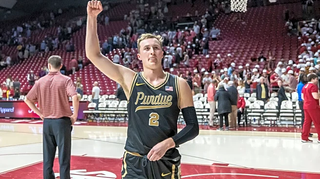 Purdue reclaims No. 1 from Houston in AP Top 25, Louisville and Illinois jump into top 10