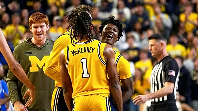 Lendeborg scores 25, No. 7 Michigan tunes up for Las Vegas tourney by beating Middle Tennessee