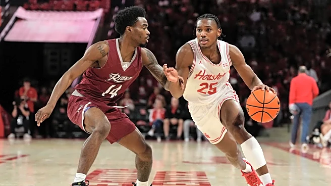 Kingston Flemings scores 18 and No. 2 Houston beats Rider 91-45