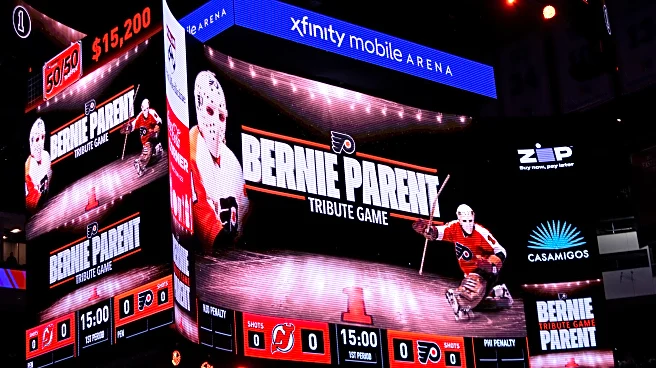 Flyers honor late former goalie great Bernie Parent