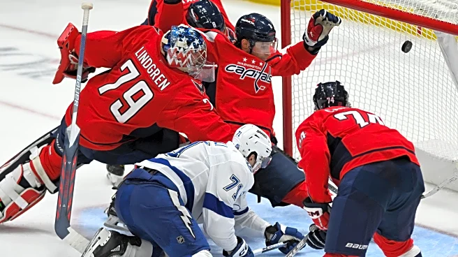 Hagel scores twice as Lightning hold on to top Capitals 5-3