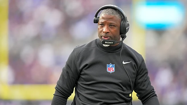 Jets' Aaron Glenn says he and owner Woody Johnson on same page for building foundation in 2-9 season