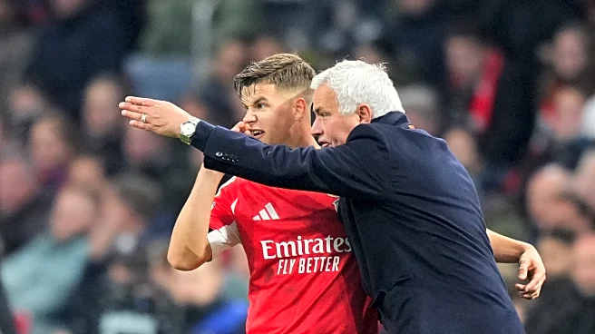 José Mourinho gets his first Champions League win with Benfica against Ajax