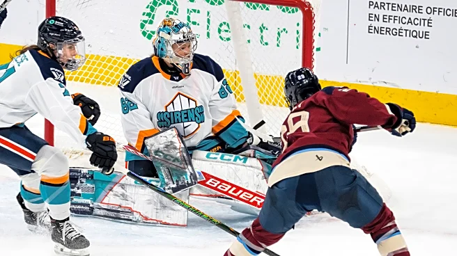 Poulin, Roque and Desbiens lead Victoire to 4-0 win over Sirens in home opener