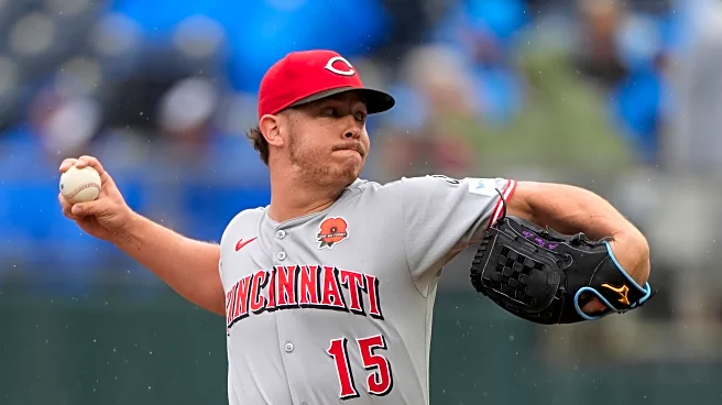 Emilio Pagán glad to be back with Cincinnati with $20 million, 2-year deal