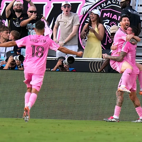 Messi and Inter Miami have completed their journey. They win the MLS Cup, topping Vancouver 3-1