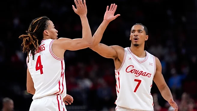 Emanuel Sharp scores 27 points, No. 8 Houston beats Florida State 82-67