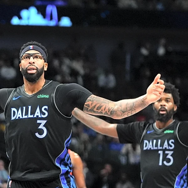 Anthony Davis bounces back from rough game with 29 points as Mavs beat Rockets 122-109