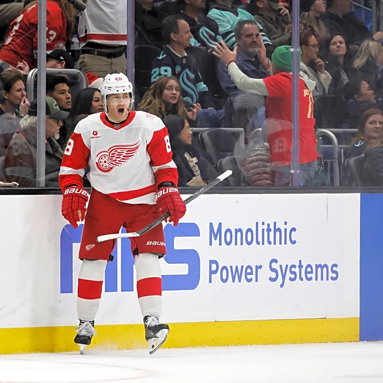 Kane scores late in 3rd period to help Red Wings beat Kraken 4-3