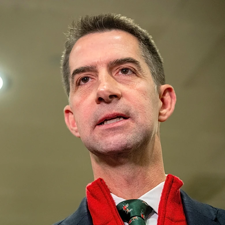 Key GOP senator says he has no objection to releasing video of strike that killed two survivors