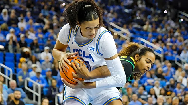 Lauren Betts leads No. 4 UCLA to 80-59 rout of Oregon in Big Ten opener