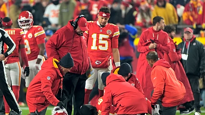 Chiefs' offensive line woes deepen as Wanya Morris exits with knee injury against Texans