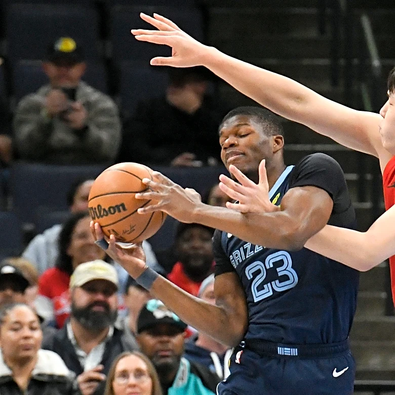 Yang, rookie from China, makes first NBA start