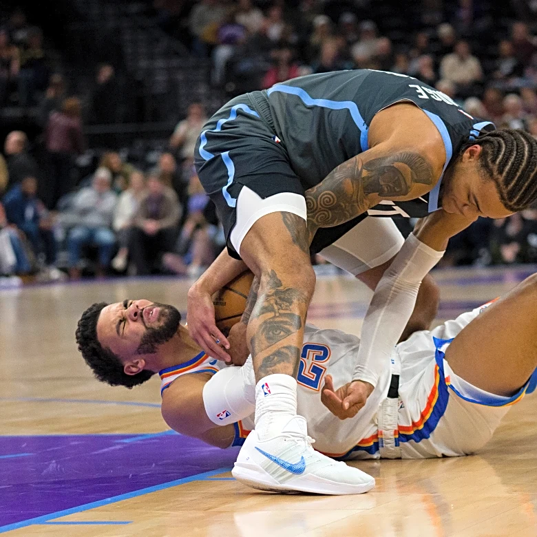 Thunder improve to 23-1 with 15th straight victory, routing Jazz 131-101