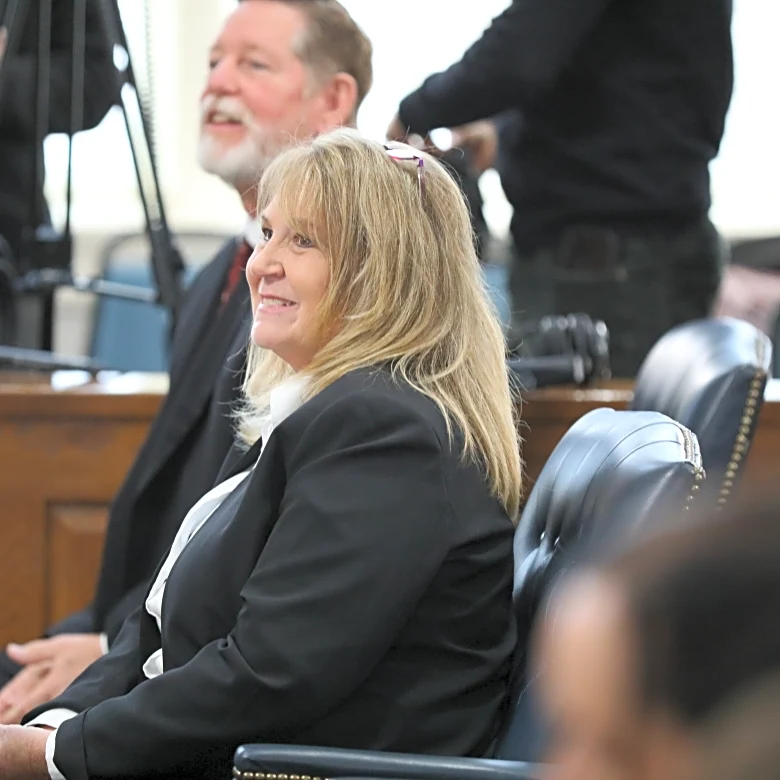 Court clerk who helped with Alex Murdaugh's trial pleads guilty to showing sealed exhibits