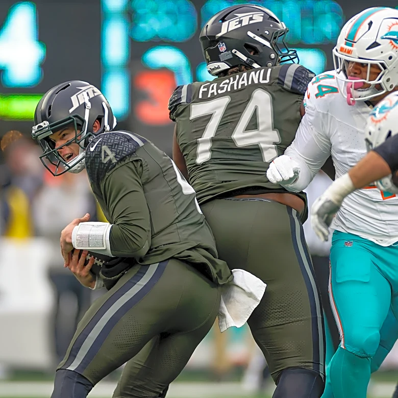 Jets find familiar themes as their playoff drought hits 15 seasons and QB uncertainty continues