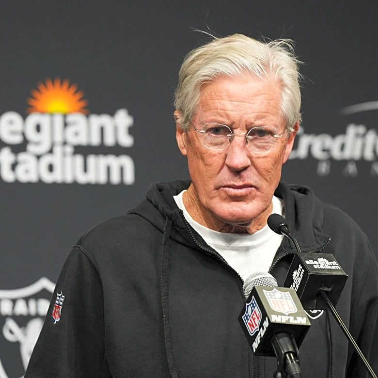 Pete Carroll defends field goal decision after backlash from the Raiders' loss to Broncos