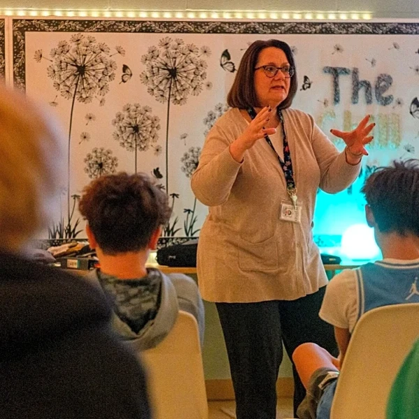 ‘Some kids don’t really have anyone to talk to or trust.’ Chill rooms fill that gap.