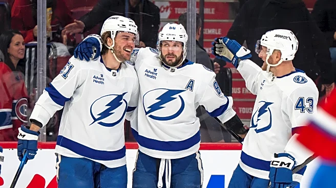 Lightning snap losing streak with dominant 6-1 win over Canadiens