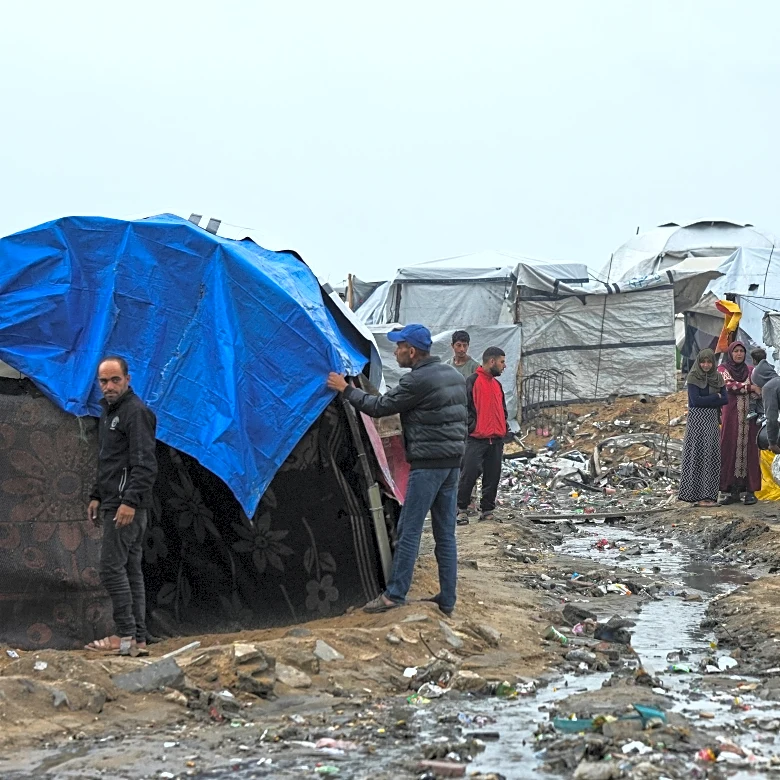 Aid flow into Gaza falls short of the terms of the ceasefire deal, Israeli figures show