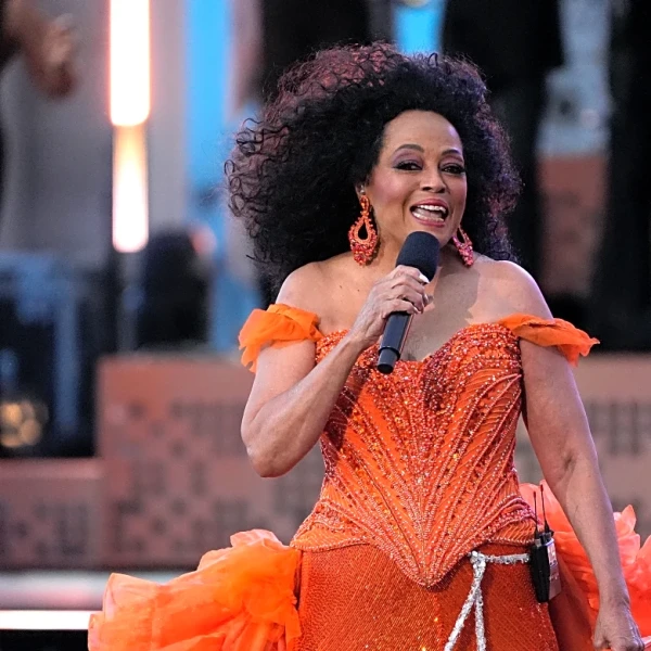 Diana Ross will headline 'Dick Clark’s New Year’s Rockin’ Eve' lineup