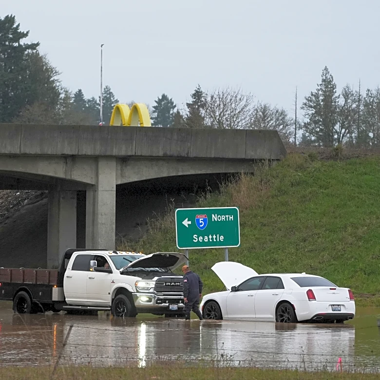 Tens of thousands in Washington could face evacuations as rain continues to pound the region