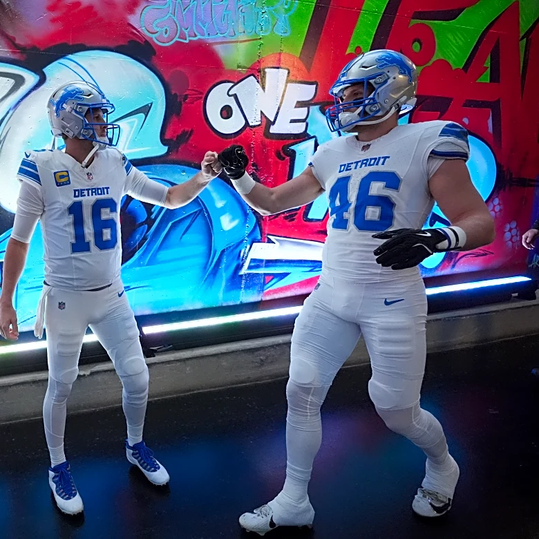 High-powered offenses clash when Jared Goff-led Lions visit Matthew Stafford's Rams