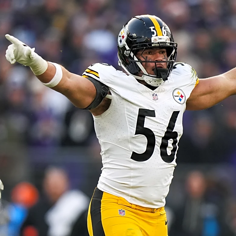 Steelers put their long home Monday night winning streak on the line when Dolphins visit