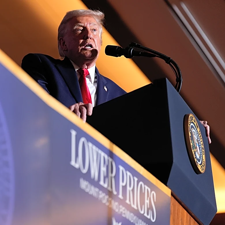 House votes to nullify Trump order and restore bargaining rights for federal workers