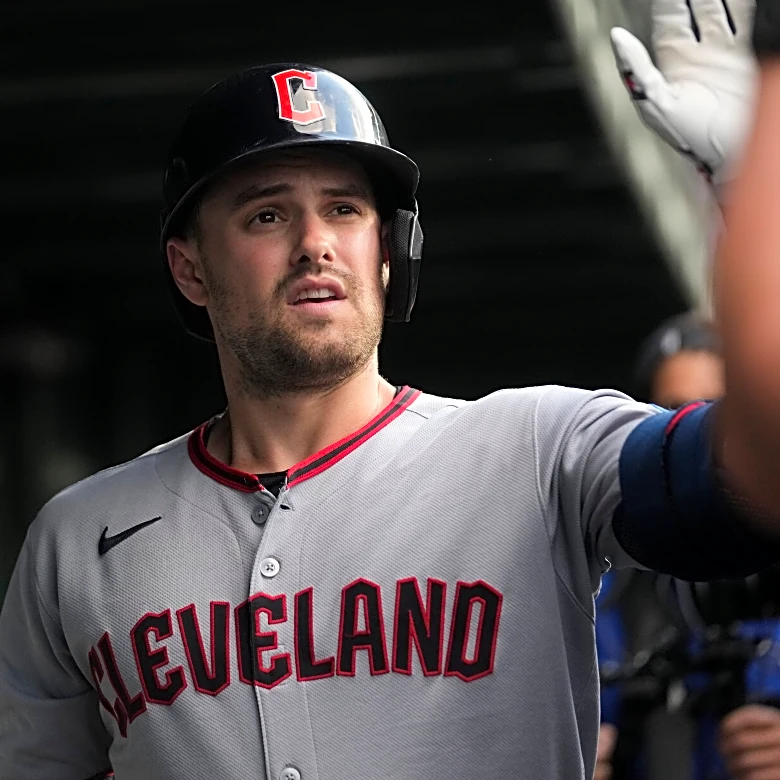 Outfielder Lane Thomas agrees to $5.25 million, 1-year deal with Royals, AP source says