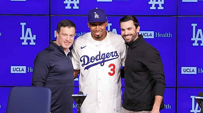 Cue the trumpets! Edwin Díaz lands in LA to start his new chapter with the champion Dodgers