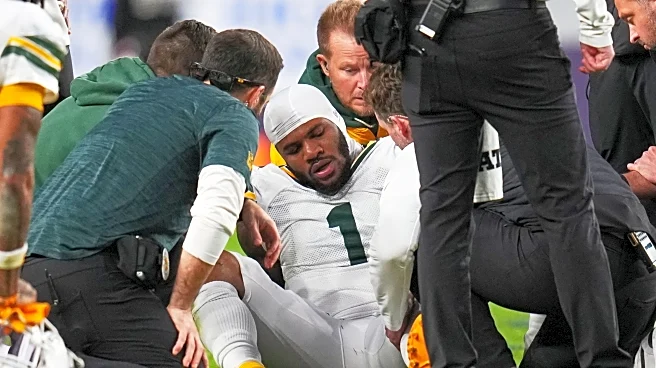 Packers pass rushing standout Micah Parsons hurts left knee against Broncos