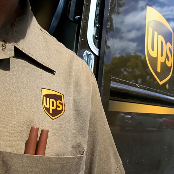 Purse pirates: UPS ripped off seasonal workers with unfair pay practices, lawsuit alleges