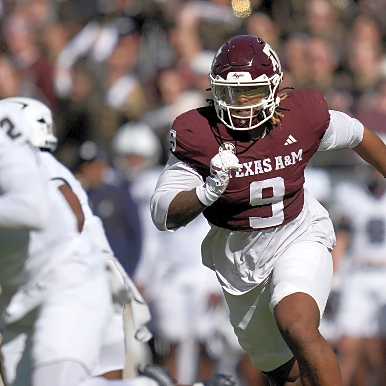 From no offers to the College Football Playoff, Cashius Howell has had an incredible rise