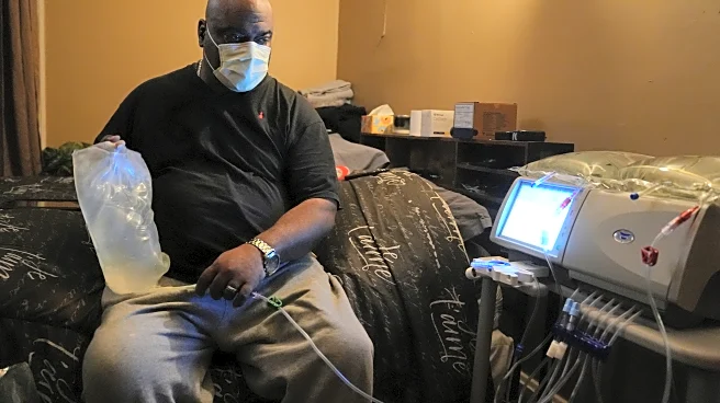 To find living donors for kidney transplants, a pilot program turns to social networks