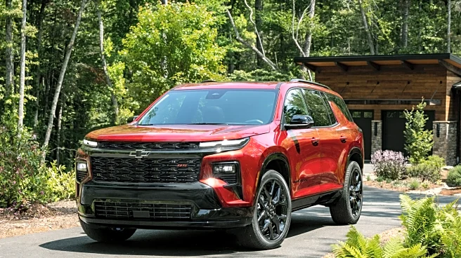 Chevrolet Traverse vs Ford Explorer