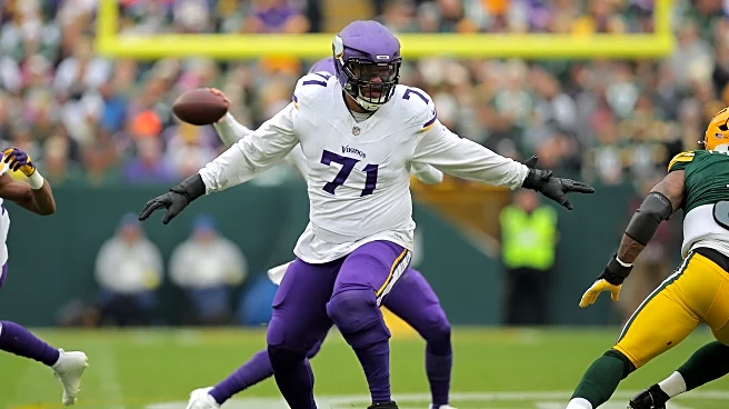Vikings shut down left tackle Christian Darrisaw for the rest of the season as knee trouble lingers