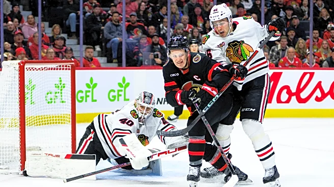 Senators score 3 goals in third period of 6-4 win over Blackhawks