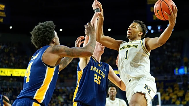 No. 2 Michigan closing gap on No. 1 Arizona in AP Top 25, Duke falls out of top five