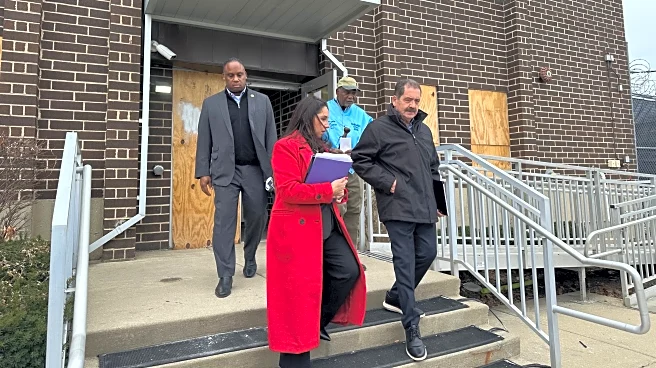 Illinois members of Congress are latest to tour immigration facilities after judge’s ruling